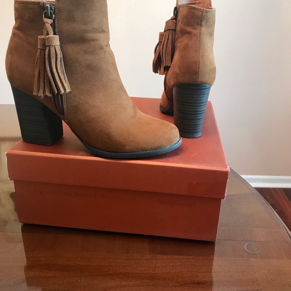 Women’s Esprit bootie